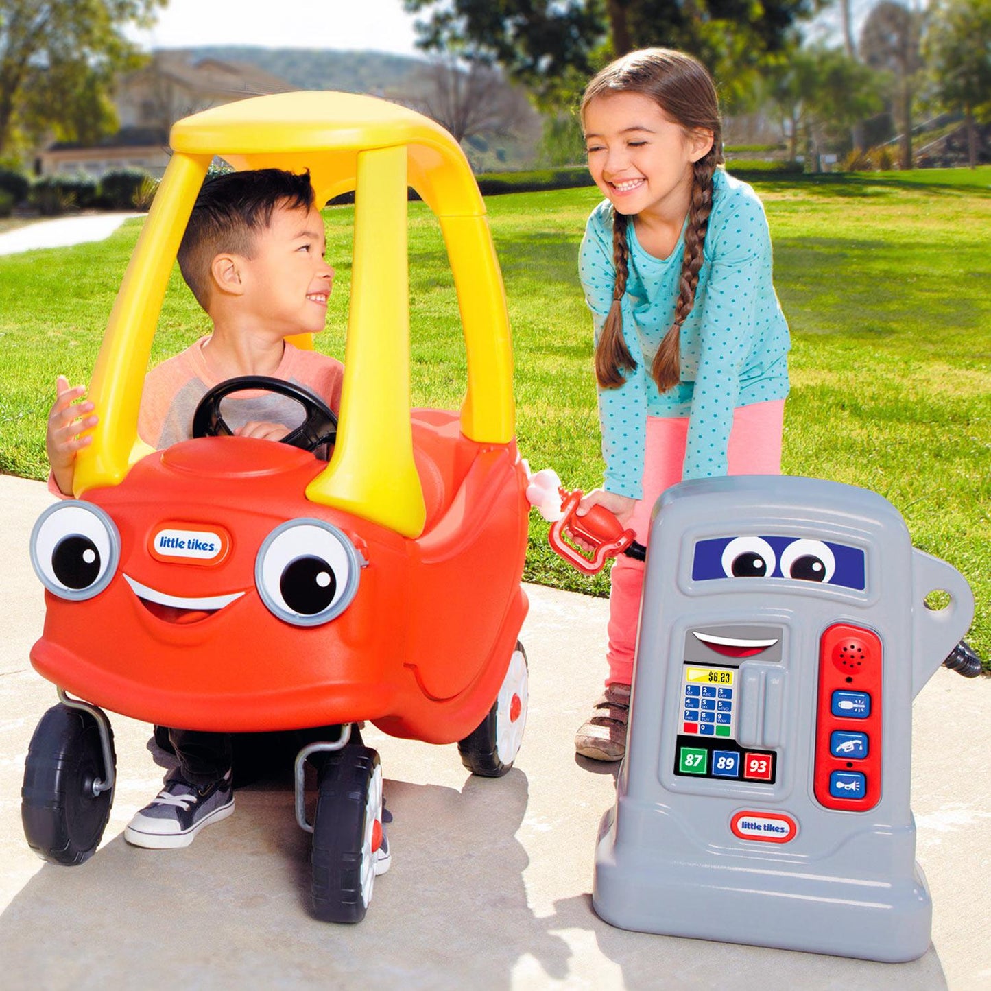 Little Tikes Cozy Coupe Classic Ride-On Car - Working Door & Horn | Little Tikes
