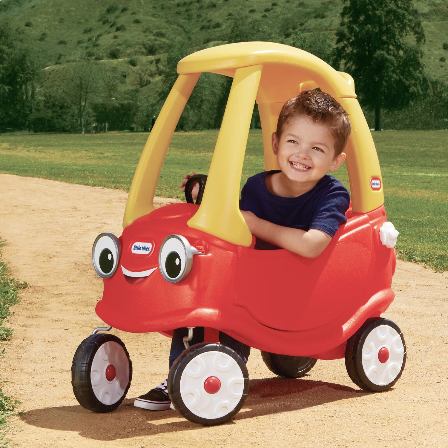 Little Tikes Cozy Coupe Classic Ride-On Car - Working Door & Horn | Little Tikes