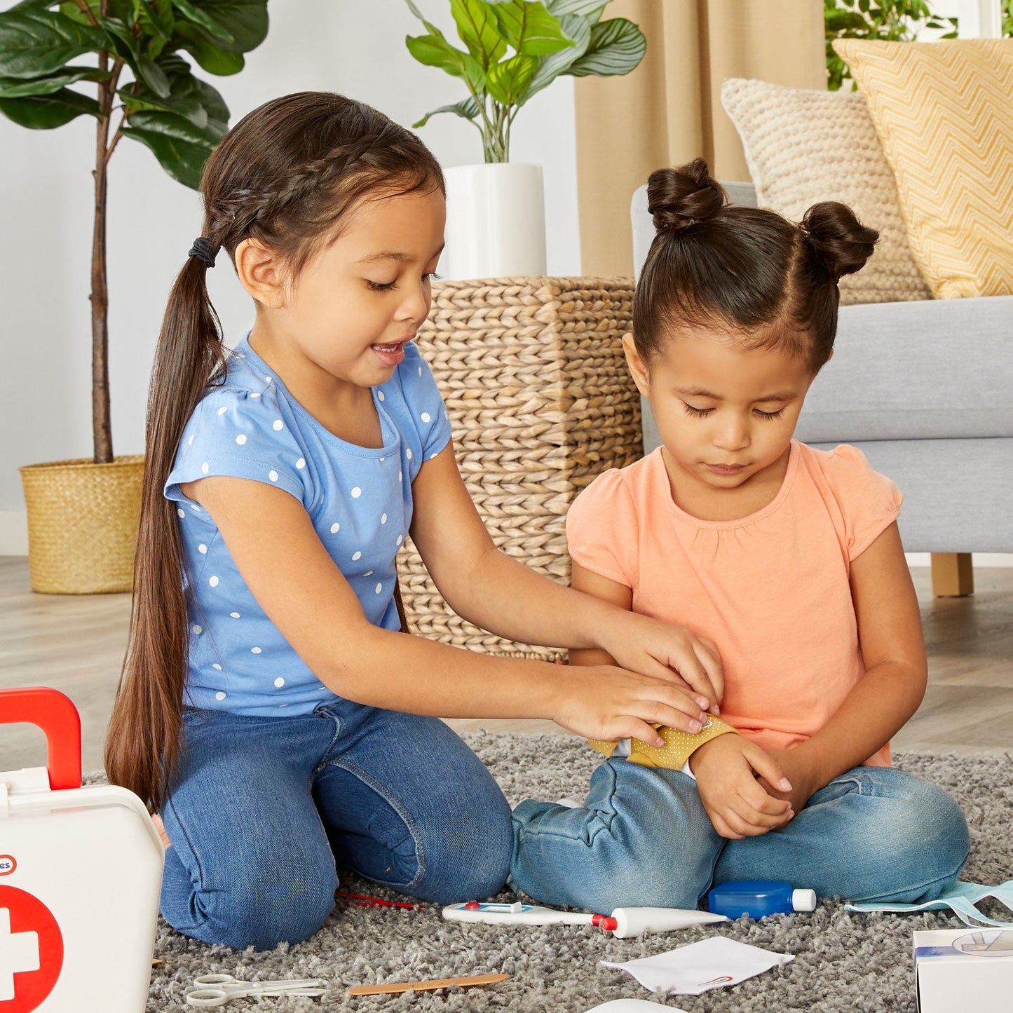 Little Tikes First Aid Kit – Pretend Play Medical Set | Little Tikes