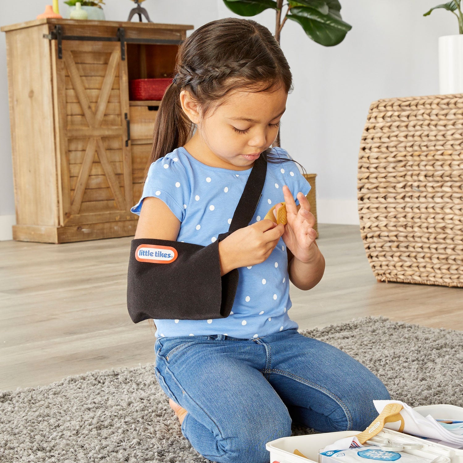 Little Tikes First Aid Kit – Pretend Play Medical Set | Little Tikes