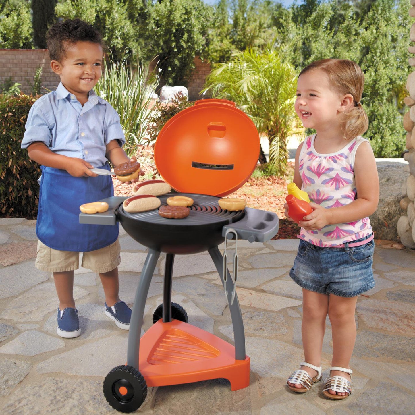 Little Tikes Sizzle 'n Serve Grill | Little Tikes