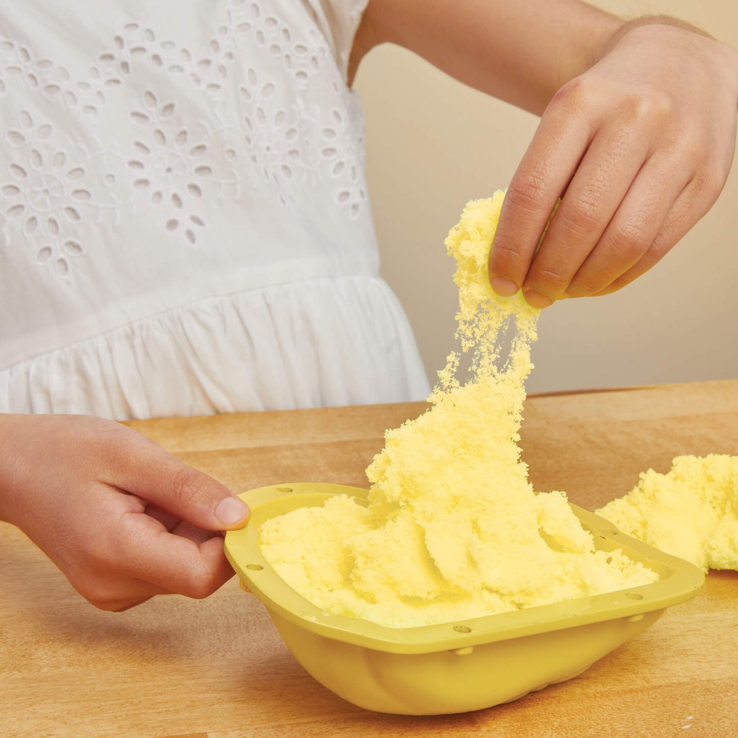Little Tikes Creative Chefs™ Bluey - Duck Cake Kit | Little Tikes