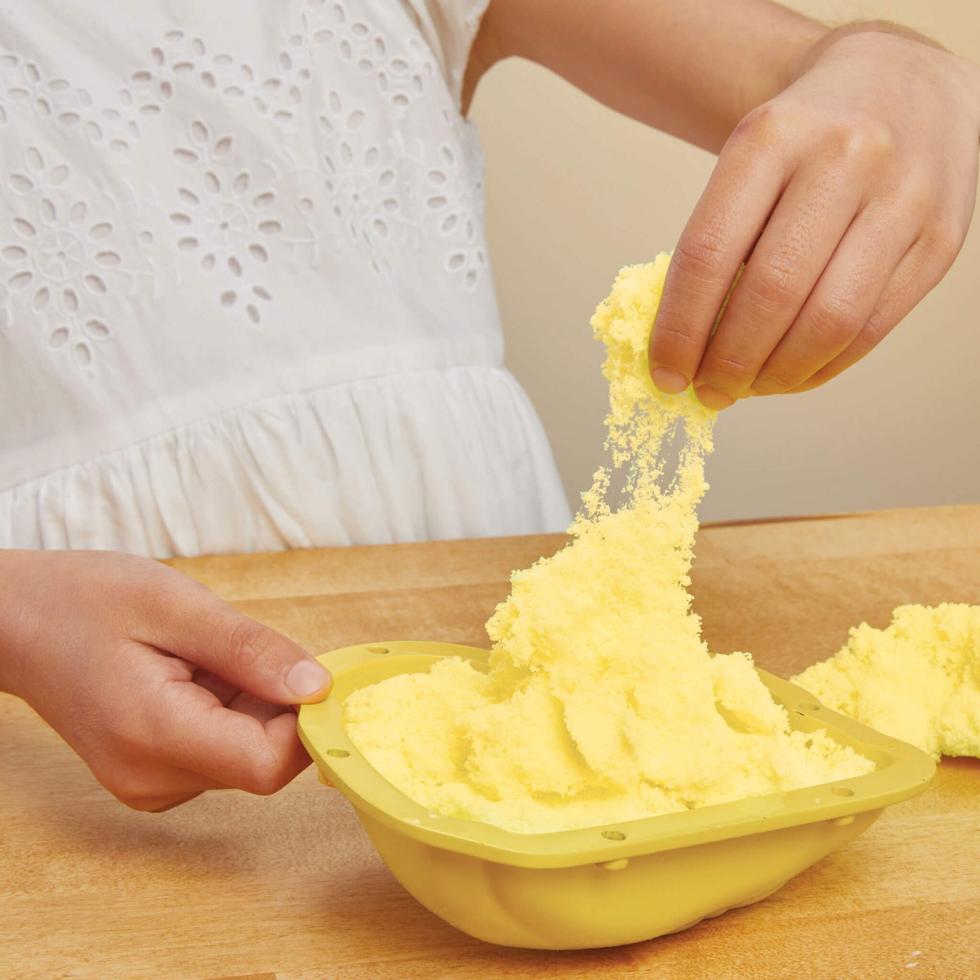 Little Tikes Creative Chefs™ Bluey - Duck Cake Kit | Little Tikes