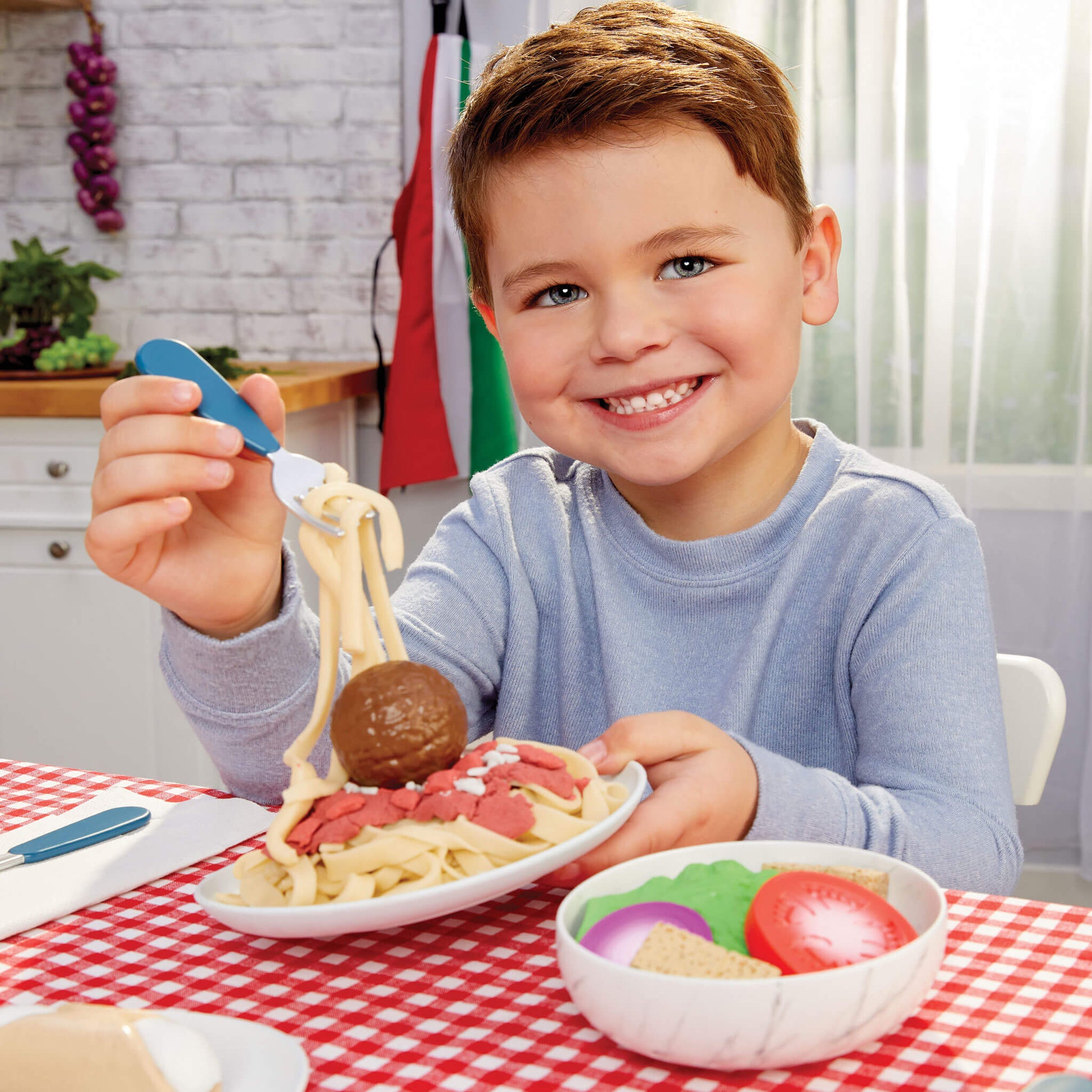 Creative Chefs™ Italian Restaurant Kit | Little Tikes