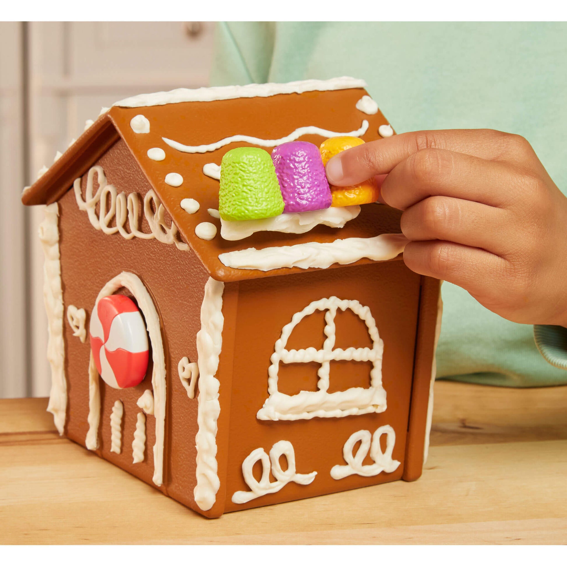 Creative Chefs™ Gingerbread House Kit - Little Tikes Play Food Set | Little Tikes
