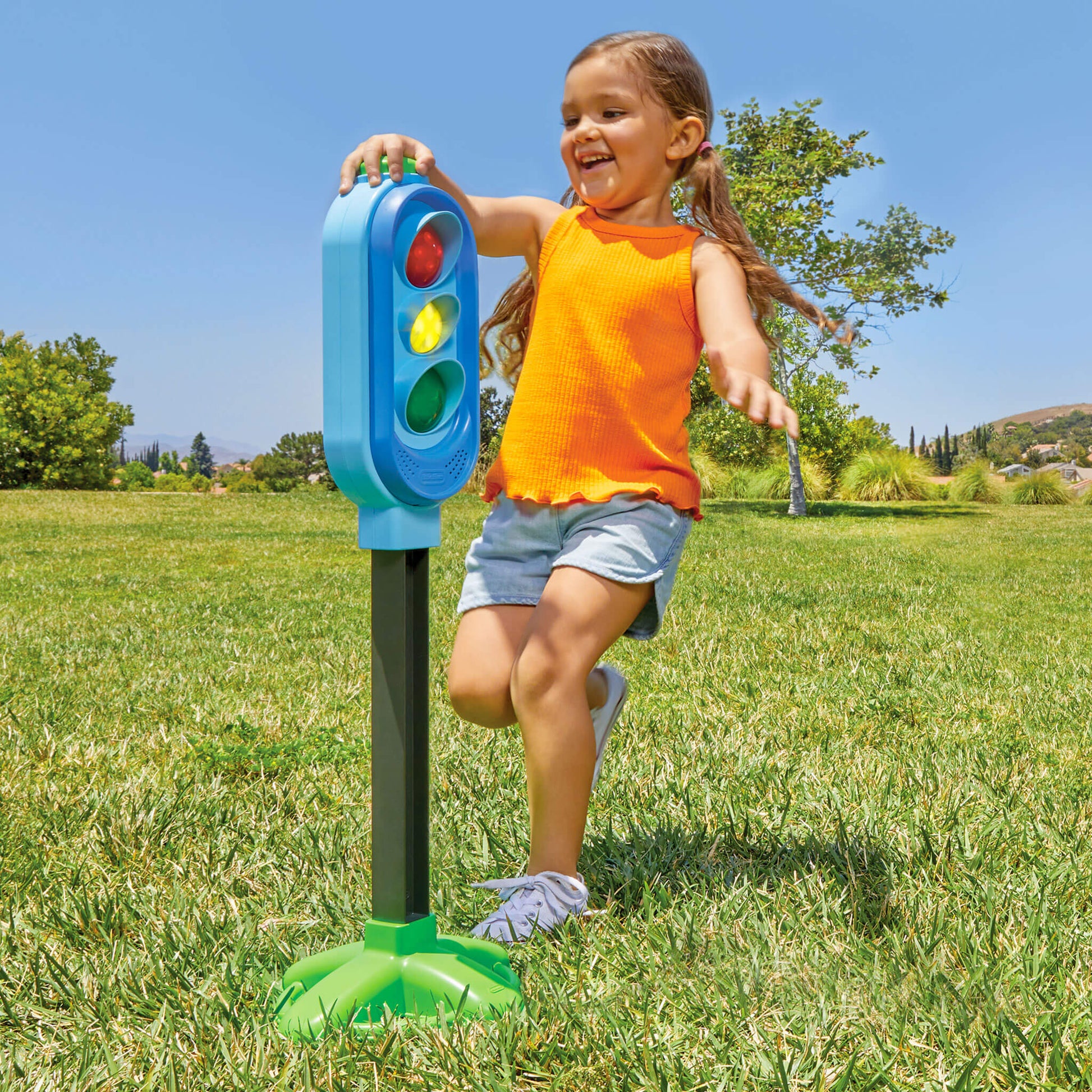 Little Tikes Red Light Green Light Game | Little Tikes