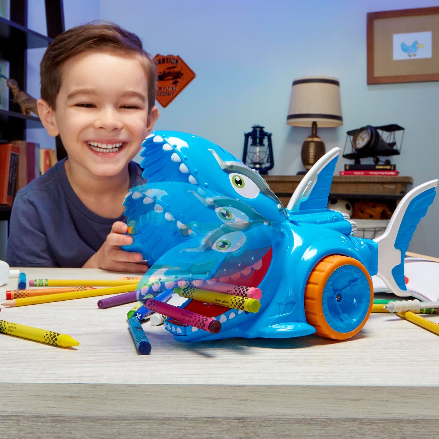 Shark Strike RC | Little Tikes | Little Tikes