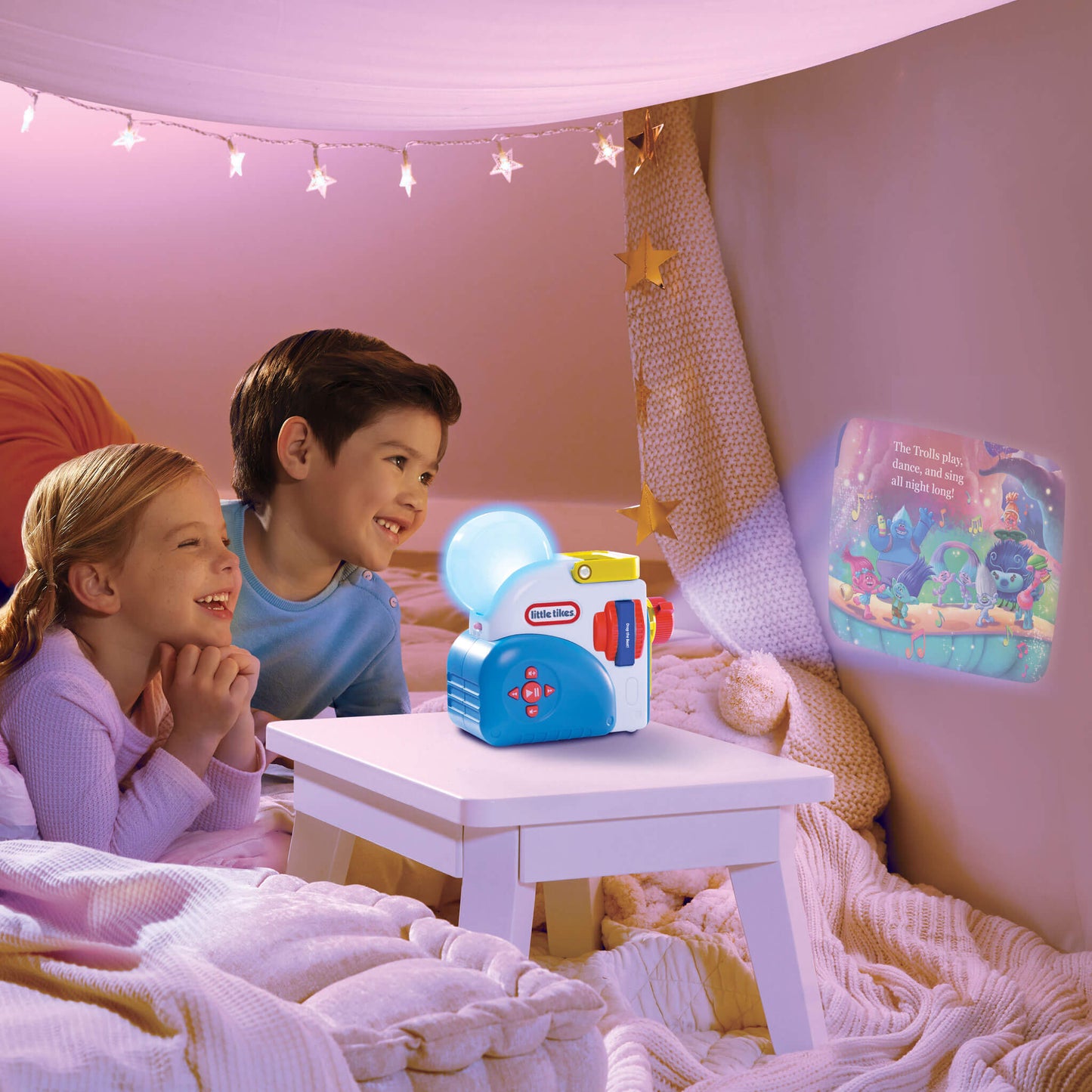Little Tikes Story Dream Machine™ DreamWorks Trolls Hug | Little Tikes