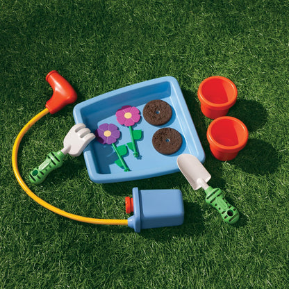 Little Tikes 2-in-1 Garden Cart & Wheelbarrow Toy | Little Tikes
