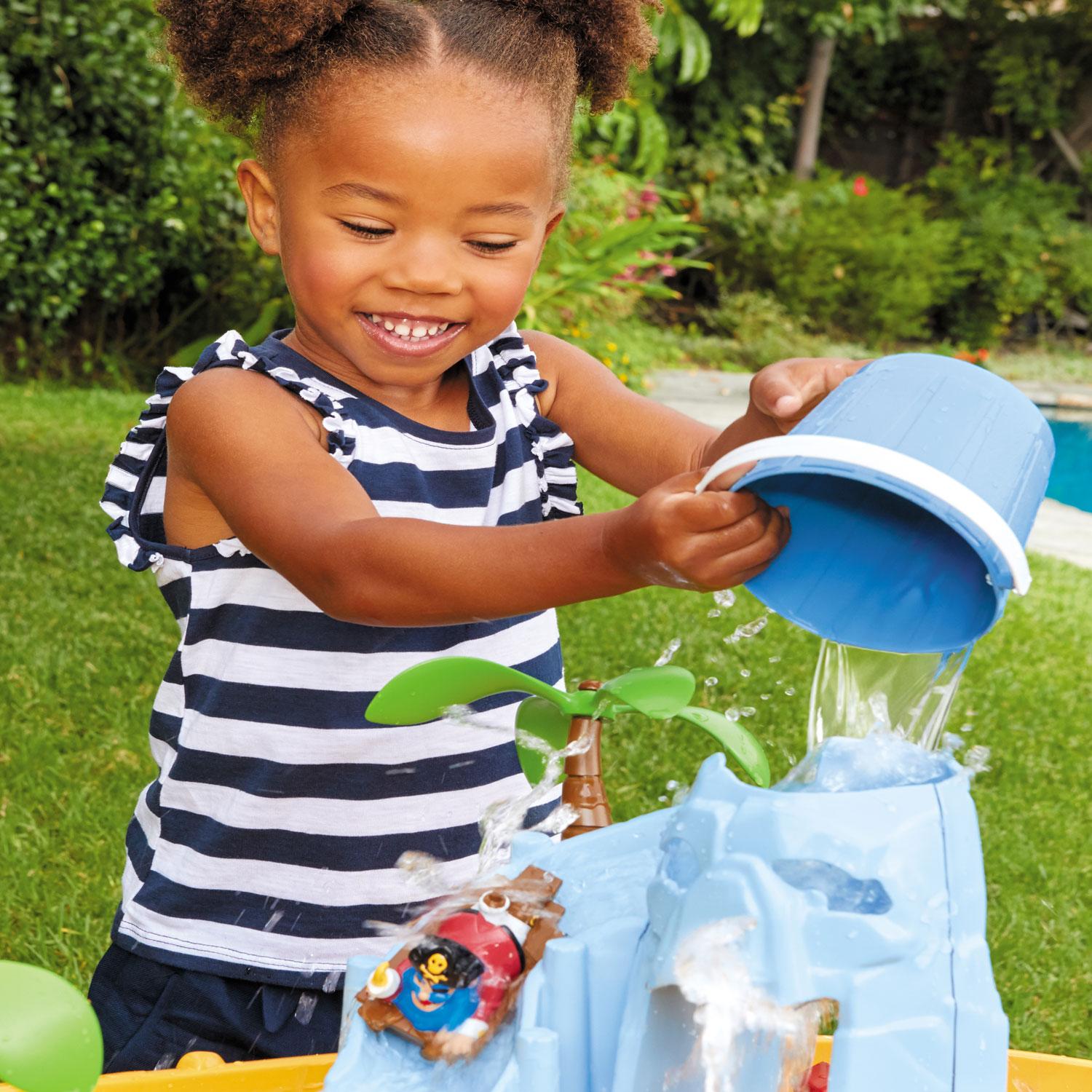 Little Tikes Island Wavemaker Water Table | Little Tikes