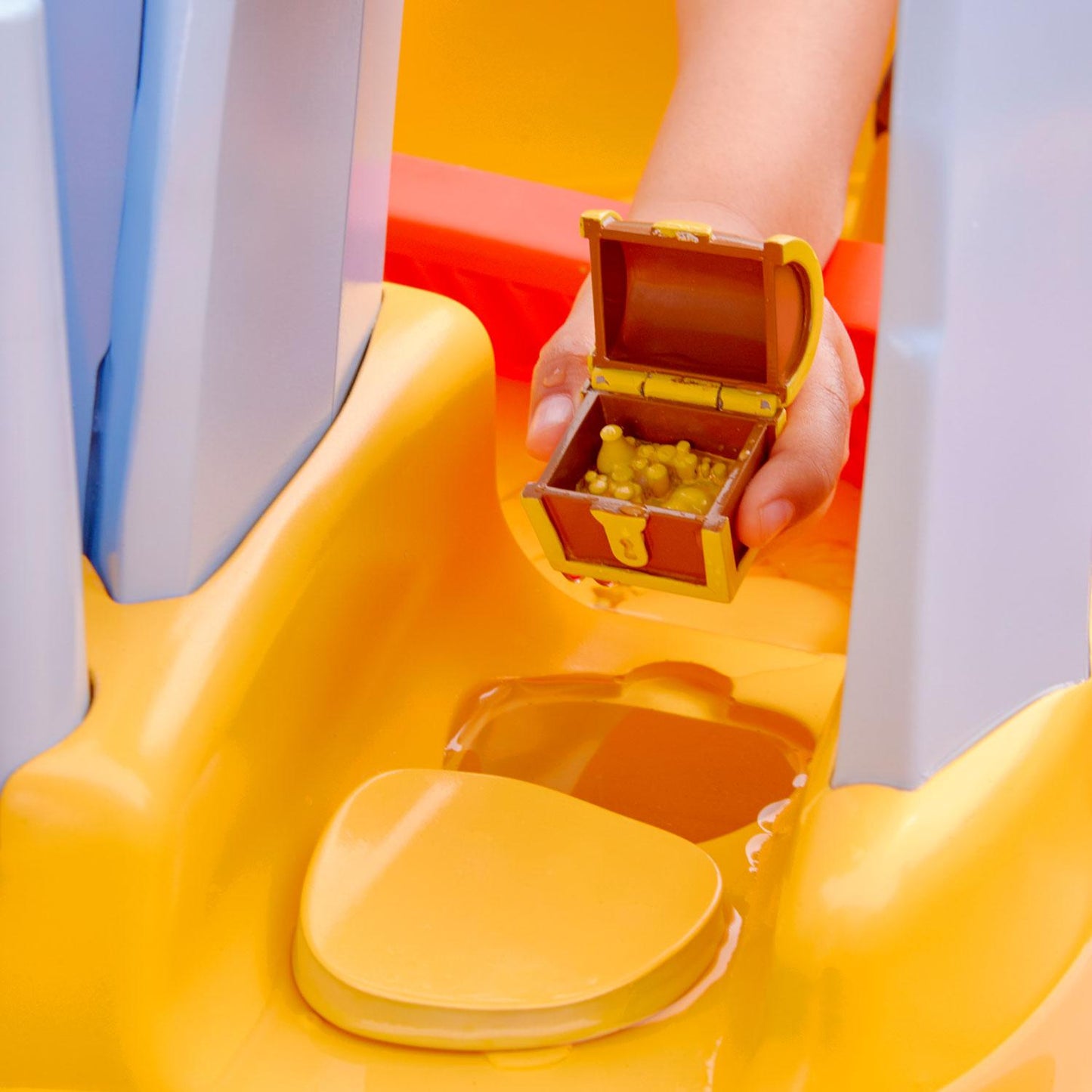 Little Tikes Island Wavemaker Water Table | Little Tikes