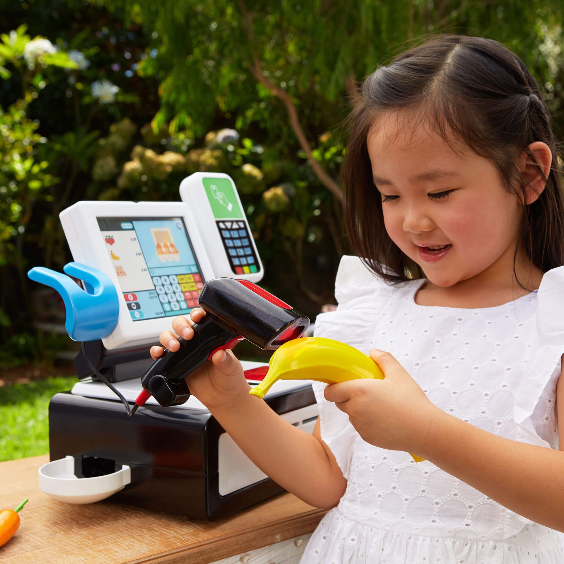 Little Tikes First Self-Checkout Stand | Little Tikes